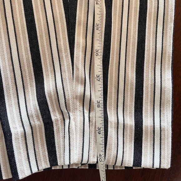 Express NEW ankle, high rise, ruffled waist, 10R pant - Picture 12 of 16